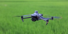 DJI-Mavic-3-Multispectral-flying-1285x8007